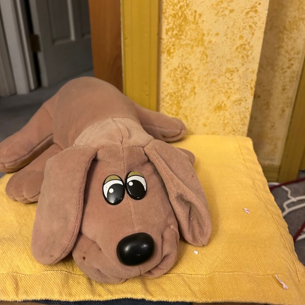 Vintage Tonka Pound Puppy plush toy   tan w sad eyes